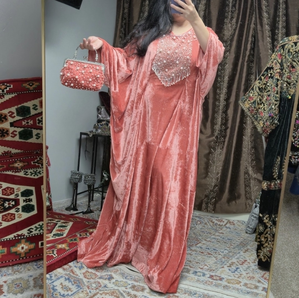 Chic Velvet Long Sleeve Dress in Coral